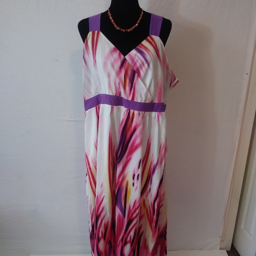 5X Floral Pattern Maxi Dress